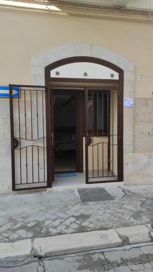 Marevita Trani Bagian luar foto